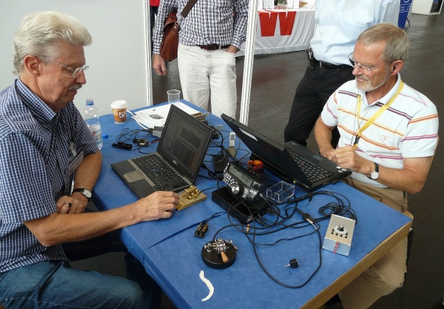 DJ6ZM in QSO mit OZ4UN